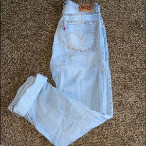 Levi’s light wash high rise mom jeans